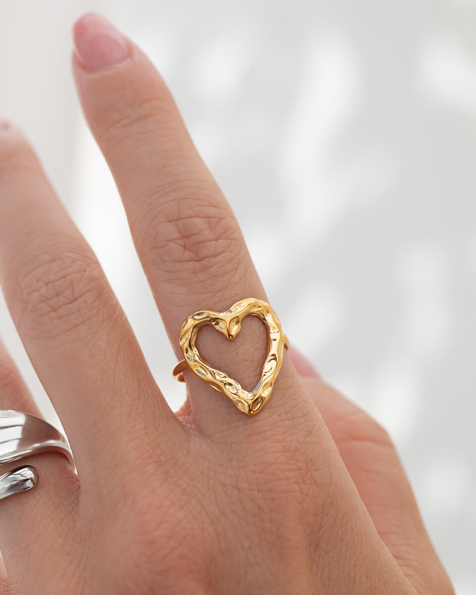 Victoria Ring